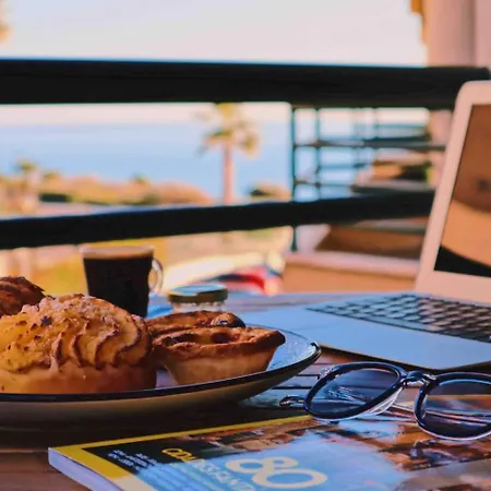 Sea View W Pool, Terrace & Parking Lejlighed