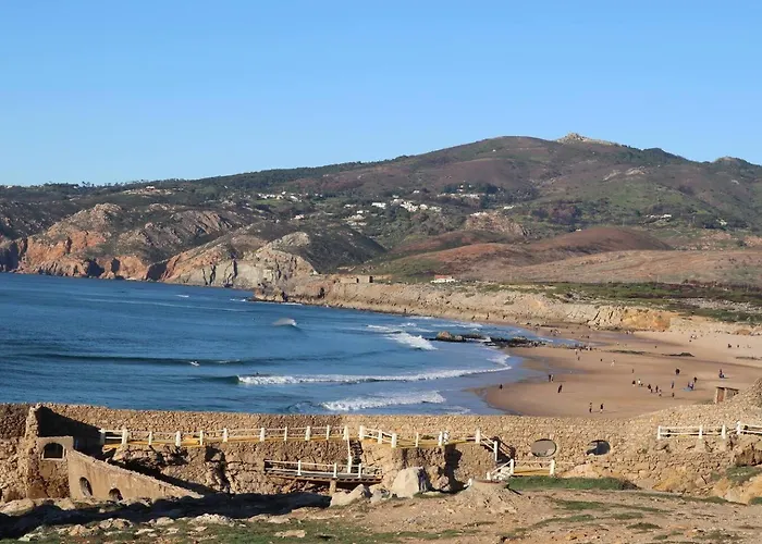 Sea View W Pool, Terrace & Parking דירה
