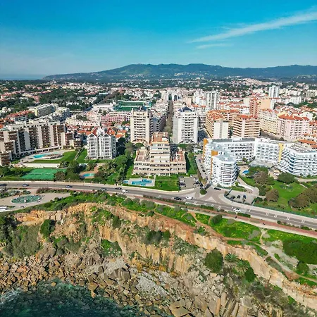 Sea View W Pool, Terrace & Parking Cascais